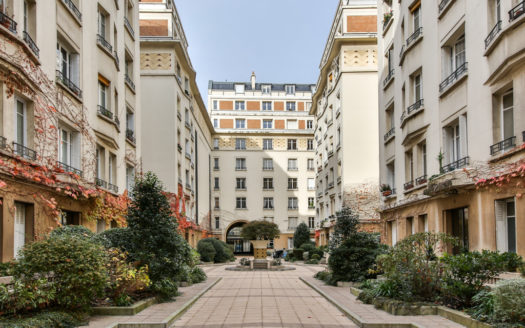 Tour Eiffel rue St.Dominique