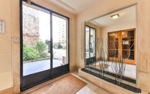 Tour Eiffel rue St.Dominique