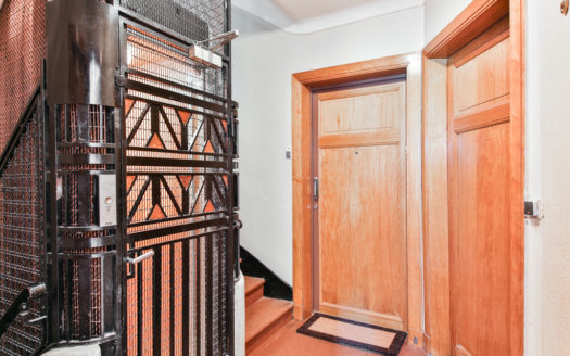 Tour Eiffel rue St.Dominique