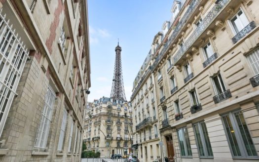 Tour Eiffel – Rue Du General Camou