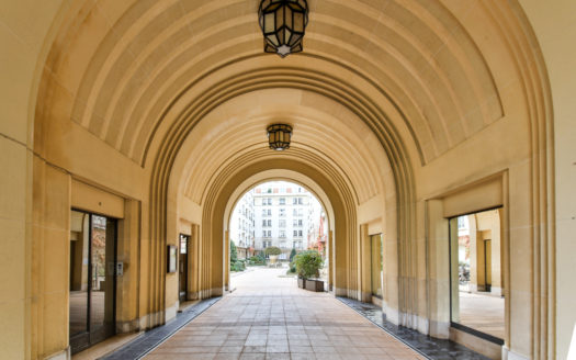 Tour Eiffel-Saint-Dominique