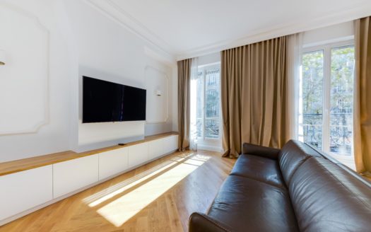 Tour Eiffel-Bourdonnais